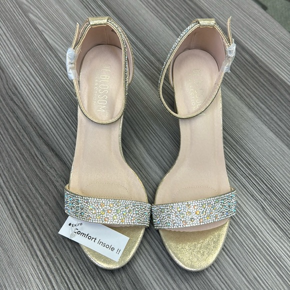 De Blossom Collection shoes designed for glamorous living nude rhinestone heels - Picture 1 of 4